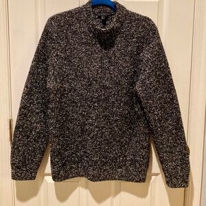 COS Monochrome Crewneck Wool Blend Sweater SZ Small Woman’s